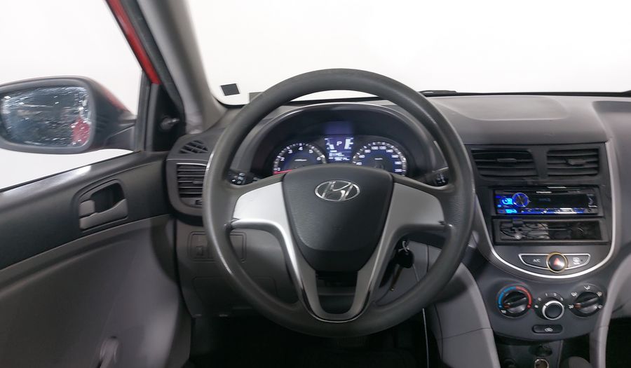 Dodge Attitude 1.6 GL 4DRS AT Sedan 2012