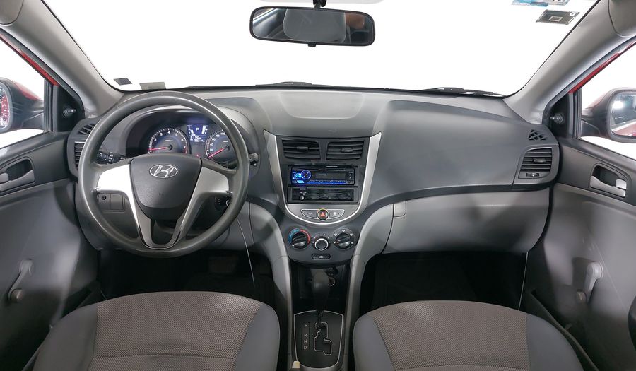 Dodge Attitude 1.6 GL 4DRS AT Sedan 2012