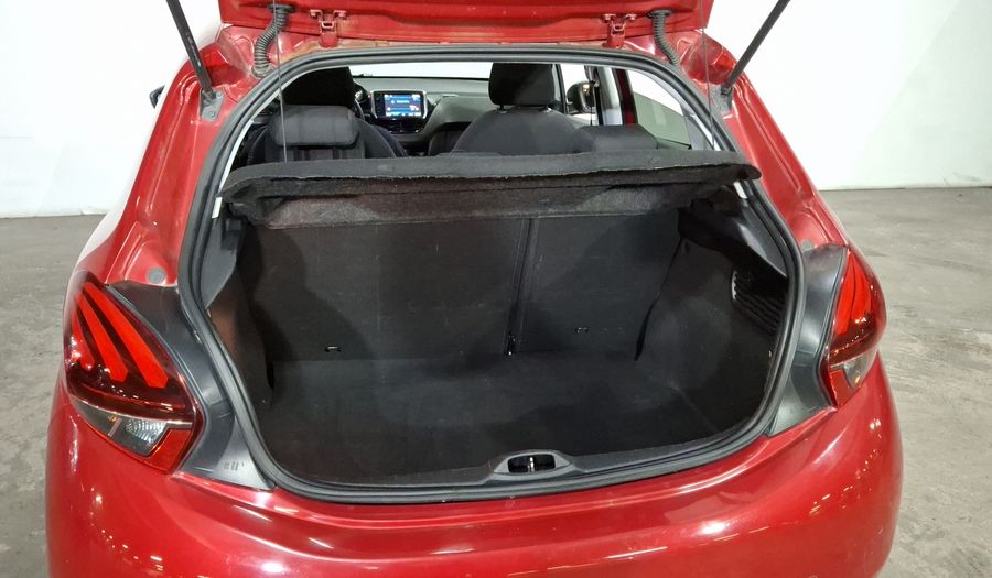 Peugeot 208 1.6 ALLURE PACK AT Hatchback 2017