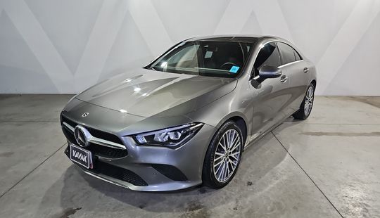Mercedes Benz • Clase CLA