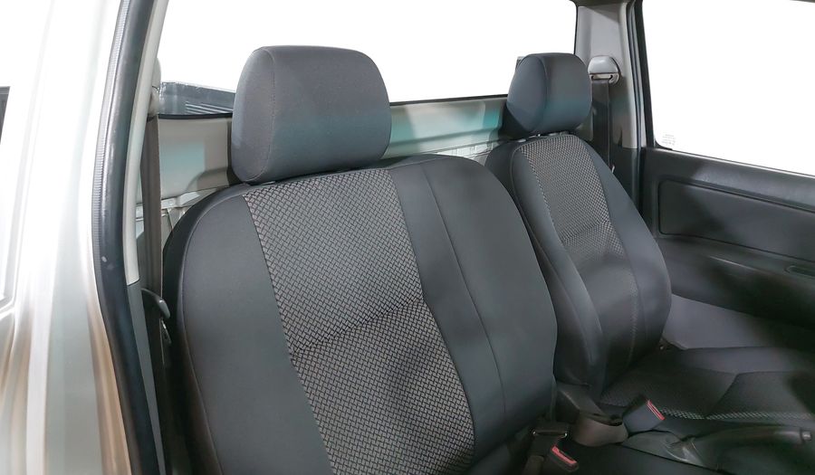 Toyota Hilux 2.7 CABINA SENCILLA Pickup 2014