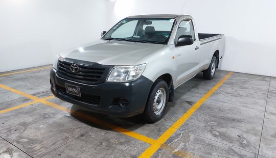 Toyota • Hilux