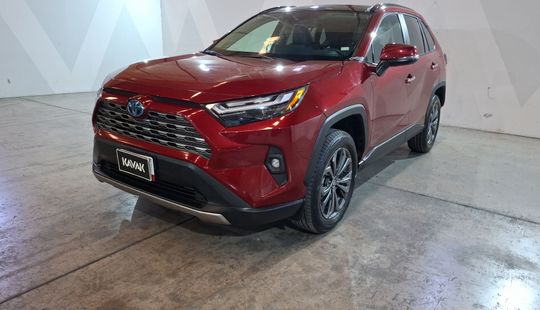 Toyota • RAV4