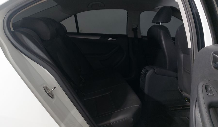 Volkswagen Jetta TSI COMFORTLINE Sedan 2017