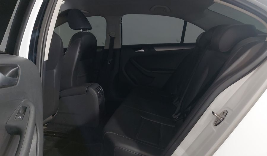 Volkswagen Jetta TSI COMFORTLINE Sedan 2017