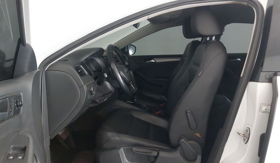 Volkswagen Jetta TSI COMFORTLINE Sedan 2017