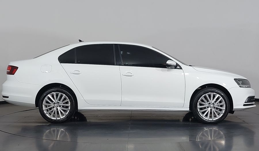 Volkswagen Jetta TSI COMFORTLINE Sedan 2017