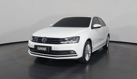 Volkswagen • Jetta