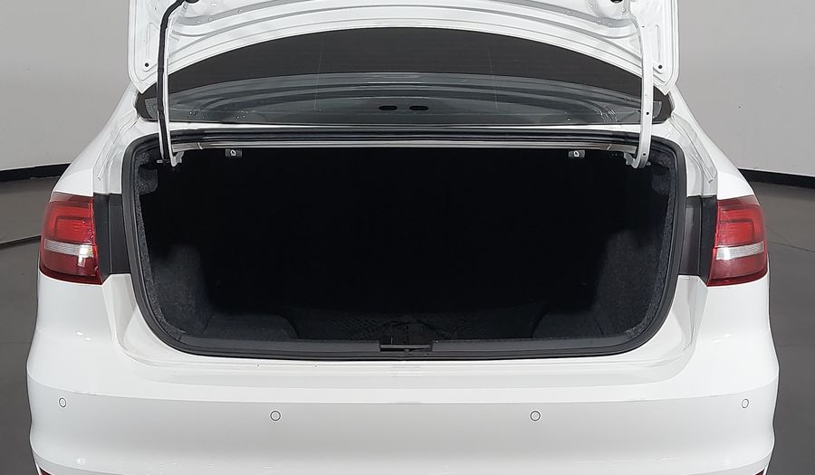 Volkswagen Jetta TSI COMFORTLINE Sedan 2017