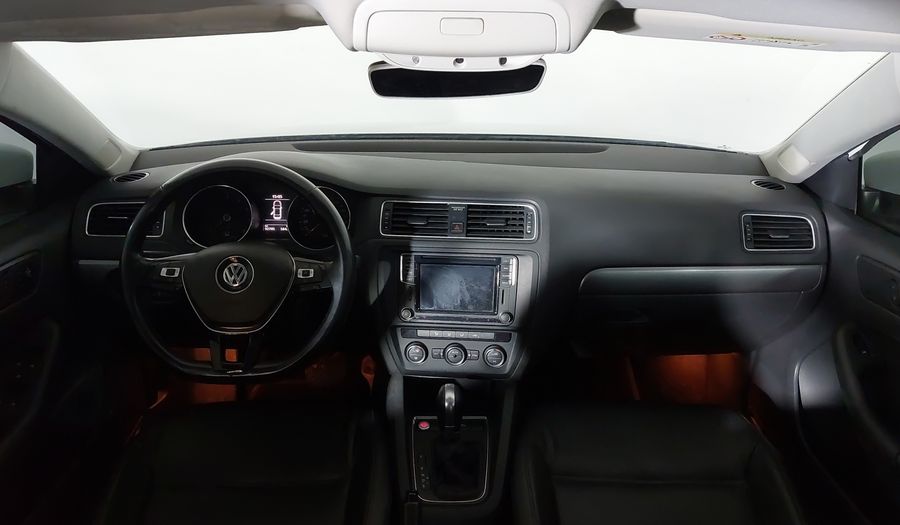 Volkswagen Jetta TSI COMFORTLINE Sedan 2017