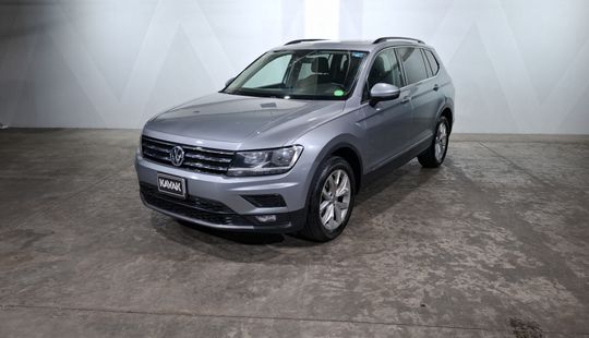 Volkswagen • Tiguan