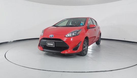 Toyota • Prius C