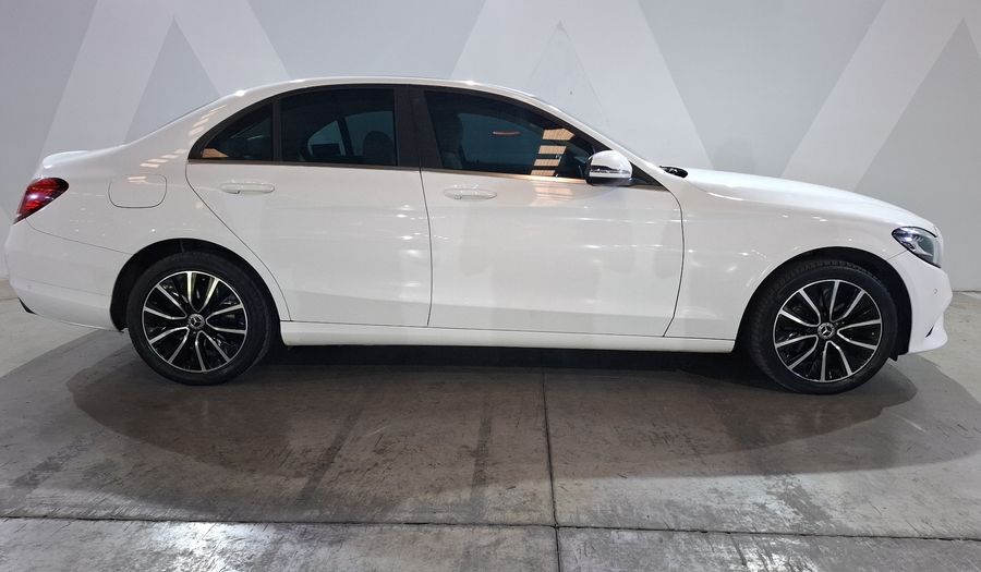 Mercedes Benz Clase C 2.0 200 EXCLUSIVE AUTO Sedan 2020