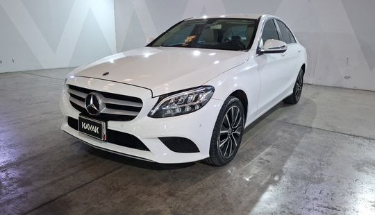 Mercedes Benz • Clase C