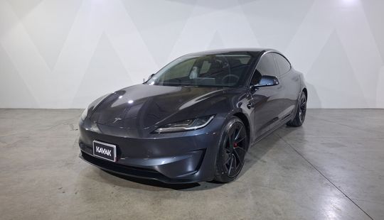 Tesla • Model 3