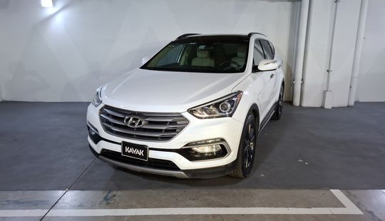 Hyundai • Santa Fe