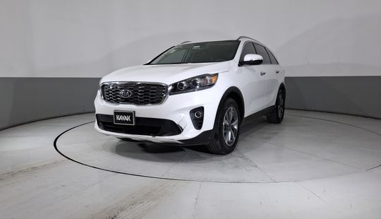 Kia • Sorento