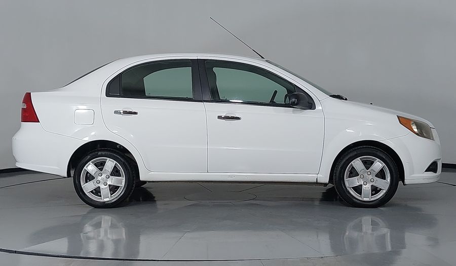 Chevrolet Aveo 1.6 MT B Sedan 2015