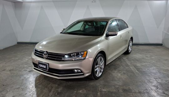 Volkswagen • Jetta