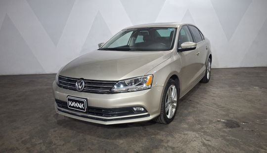 Volkswagen • Jetta