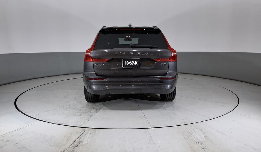 Volvo Xc60 2.0 B5 MHEV MOMENTUM AUTO AWD Suv 2022