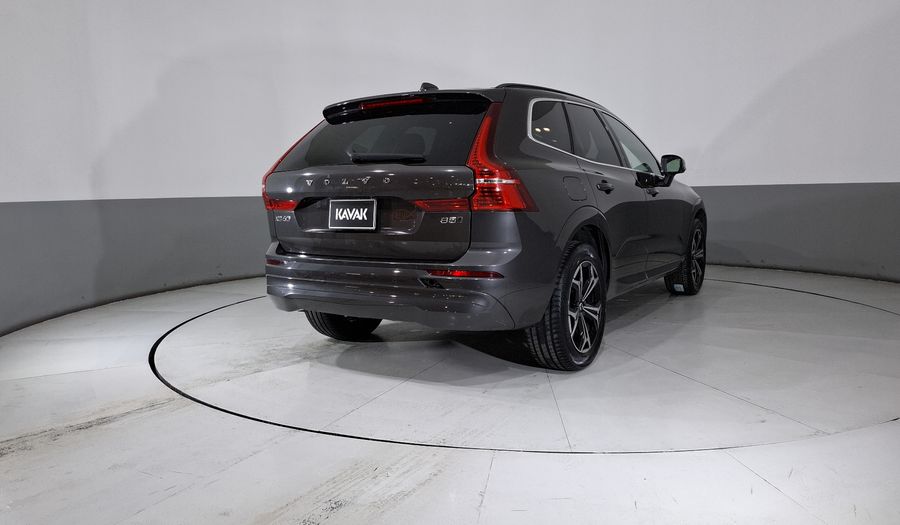 Volvo Xc60 2.0 B5 MHEV MOMENTUM AUTO AWD Suv 2022