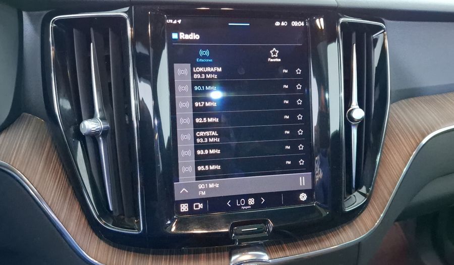 Volvo Xc60 2.0 B5 MHEV MOMENTUM AUTO AWD Suv 2022