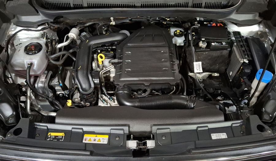 Volkswagen T-cross 1.0 TSI TRENDLINE AUTO Suv 2022