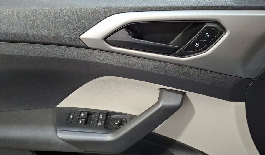 Volkswagen T-cross 1.0 TSI TRENDLINE AUTO Suv 2022