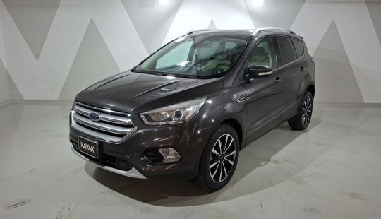 Ford • Escape