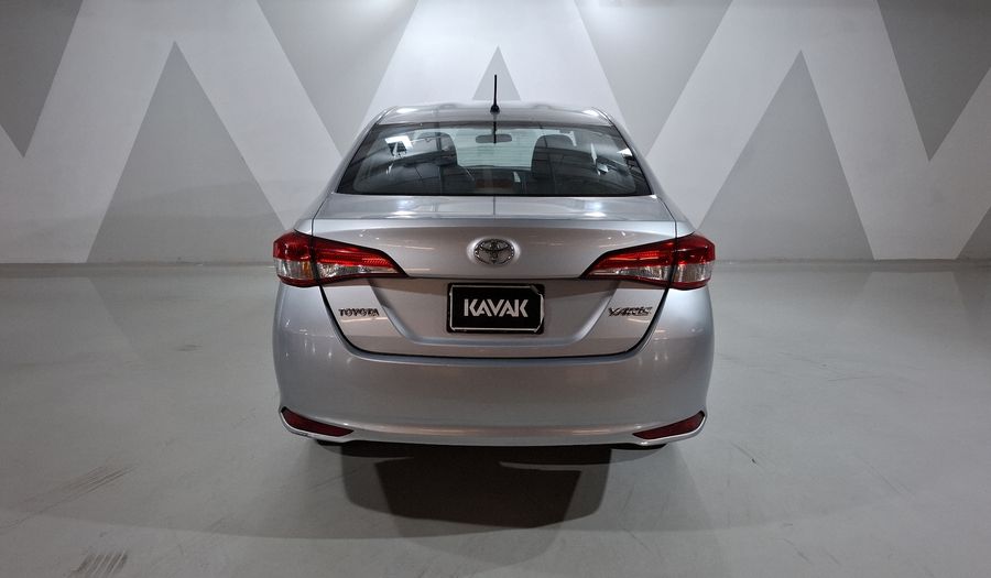 Toyota Yaris 1.5 SEDAN CORE Sedan 2018