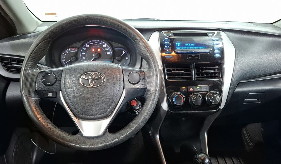 Toyota Yaris 1.5 SEDAN CORE Sedan 2018