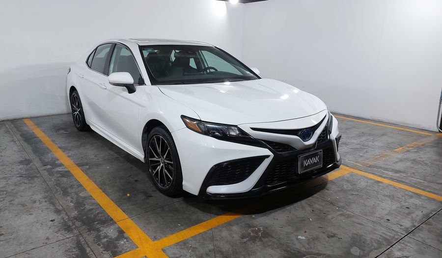 Toyota Camry 2.5 HEV SE AUTO Sedan 2023