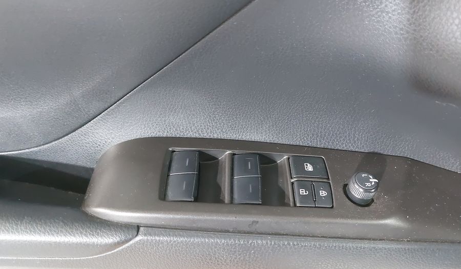 Toyota Camry 2.5 HEV SE AUTO Sedan 2023