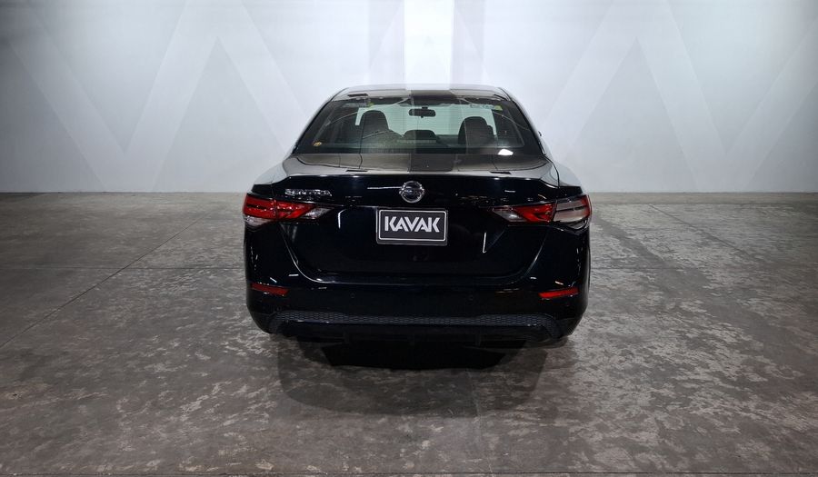 Nissan Sentra 2.0 SENSE CVT Sedan 2021