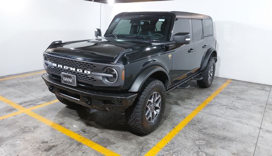 Ford • Bronco