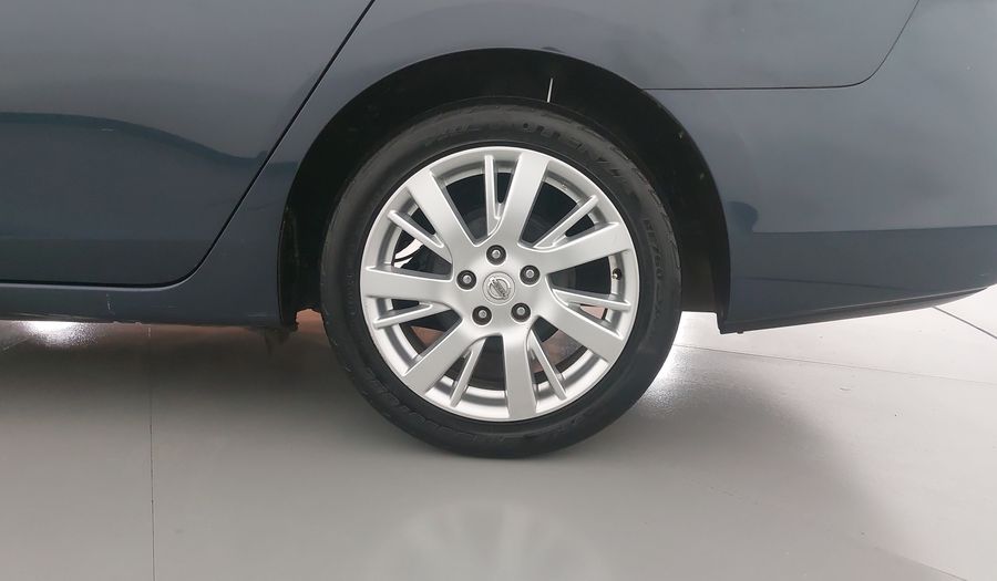 Nissan Sentra 1.8 SR NAVI CVT Sedan 2014