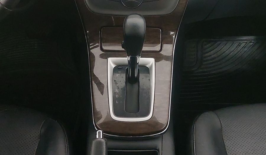 Nissan Sentra 1.8 SR NAVI CVT Sedan 2014