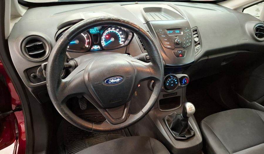 Ford Fiesta Kinetic Design 1.6 S Hatchback 2015