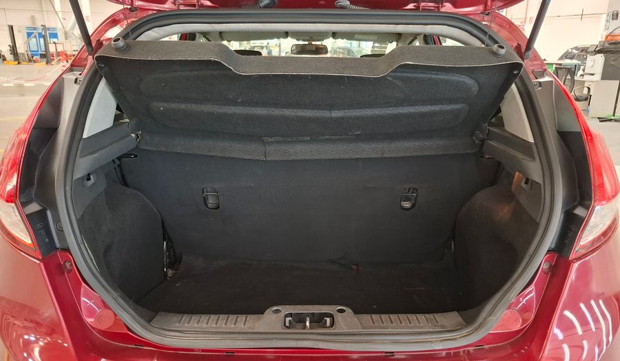 Ford Fiesta Kinetic Design 1.6 S Hatchback 2015