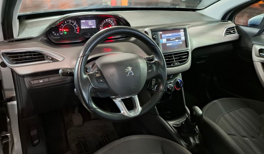 Peugeot 208 1.6 ALLURE Hatchback 2017