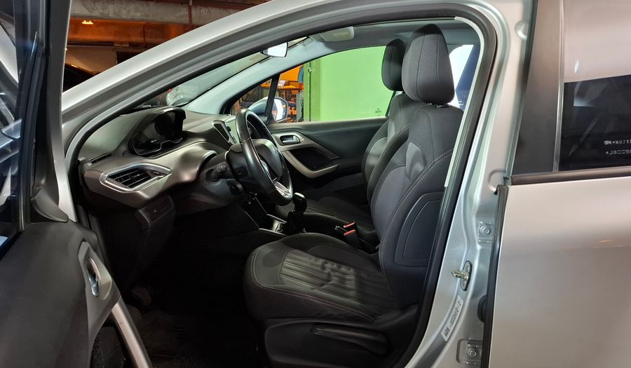 Peugeot 208 1.6 ALLURE Hatchback 2017