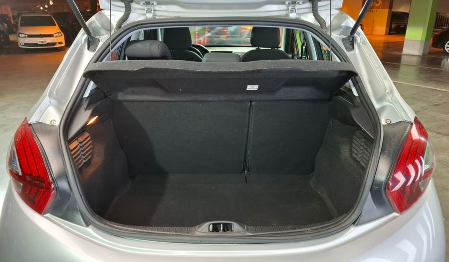 Peugeot 208 1.6 ALLURE Hatchback 2017