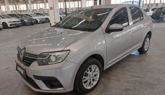 Renault • Logan
