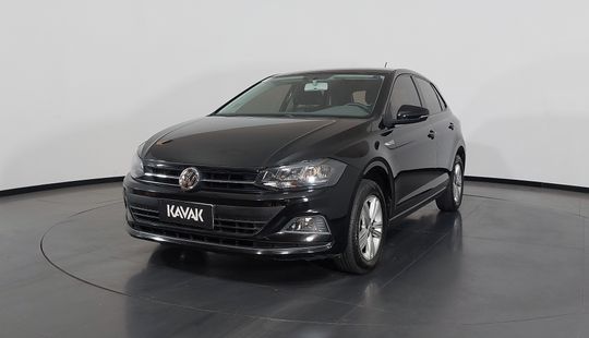 Volkswagen • Polo