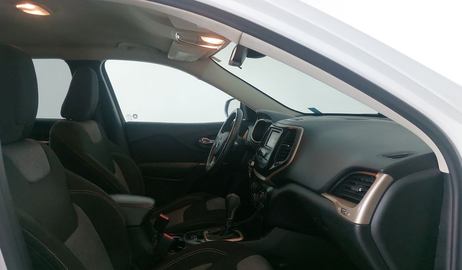 Jeep Cherokee 2.4 LATITUDE Suv 2014