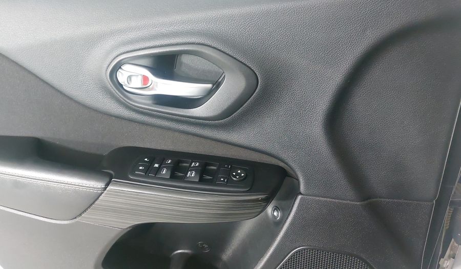 Jeep Cherokee 2.4 LATITUDE Suv 2014