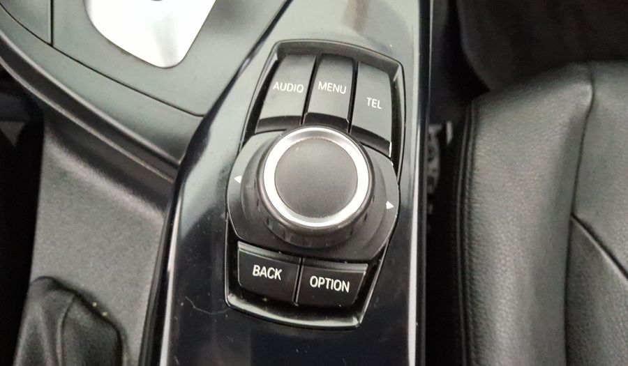 Bmw Serie 1 1.6 118IA URBAN LINE Hatchback 2012