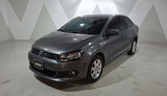 Volkswagen • Vento
