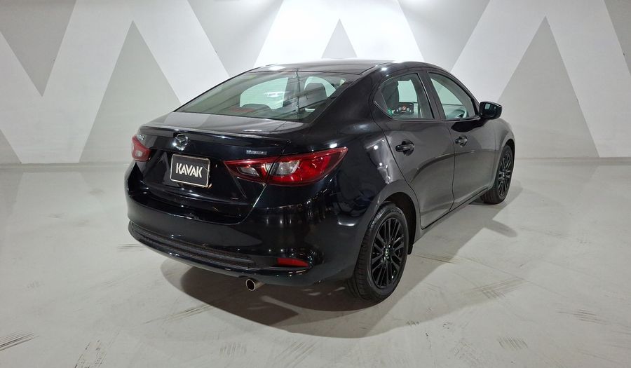 Mazda 2 1.5 MHEV CARBON EDITION AUTO Sedan 2023